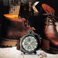 ⌚ Retro dual-display klokke – analog+digital, 8+ funksjoner (GMT, alarm, nedtelling). Vanntett 50m, slagfast – perfekt til hverdag og eventyr! ⏱️💪